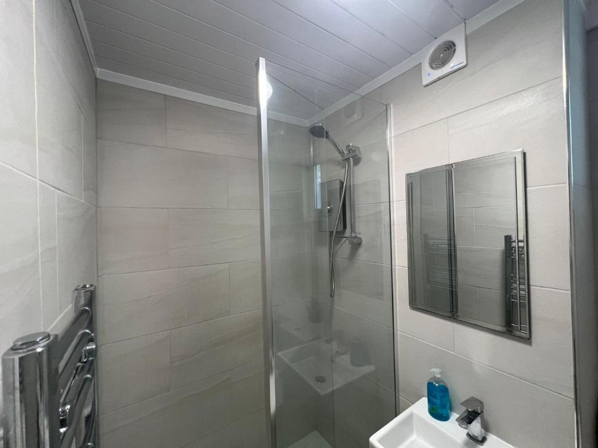 Dream Weaver Apartment สวอนซี ภายนอก รูปภาพ